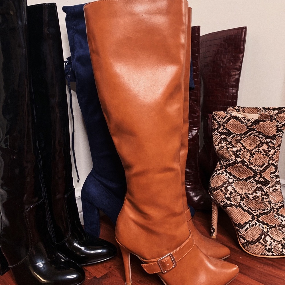 BOOTS ( JUSTFAB/ FASHIONNOVA). - Picture 6 of 6